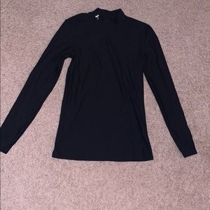 Black workout long sleeve shirt